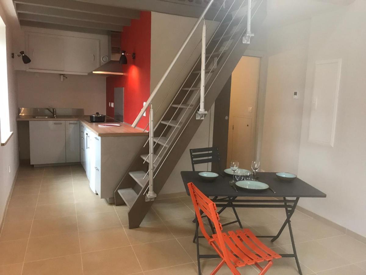 Logement Nenuphar Avallon Bagian luar foto