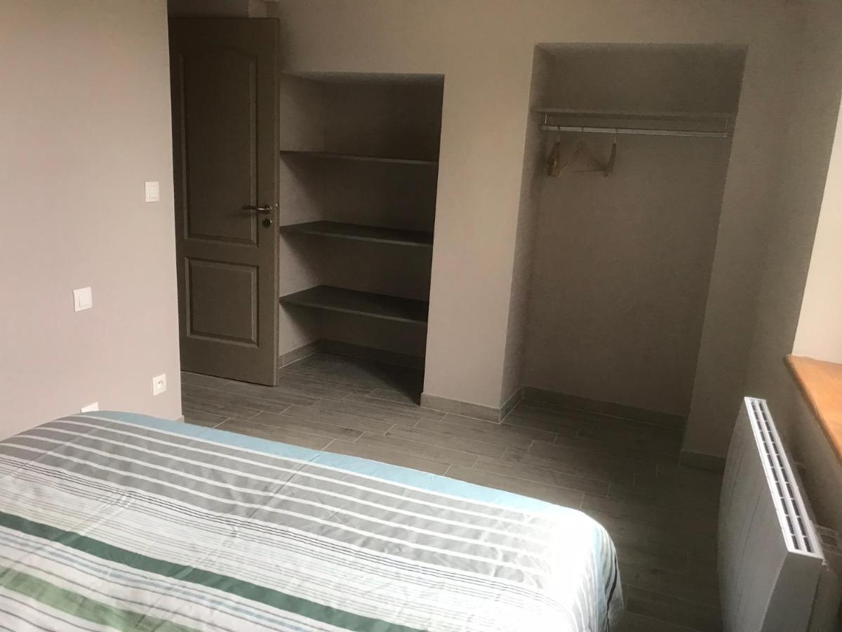 Logement Nenuphar Avallon Bagian luar foto