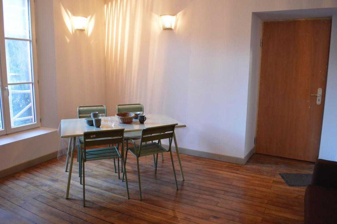 Logement Nenuphar Avallon Bagian luar foto