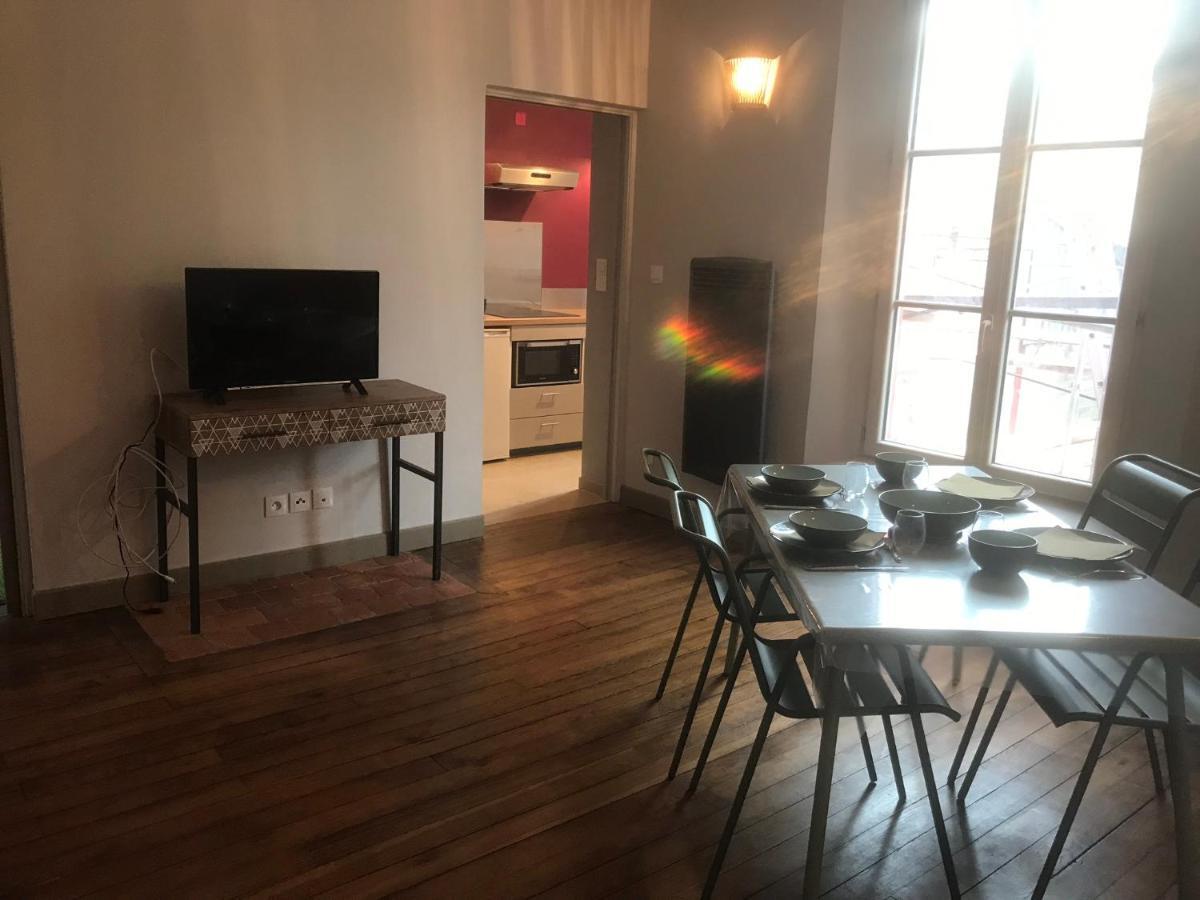 Logement Nenuphar Avallon Bagian luar foto