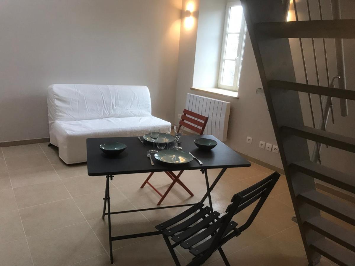 Logement Nenuphar Avallon Bagian luar foto