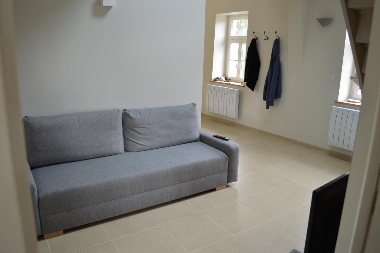 Logement Nenuphar Avallon Bagian luar foto